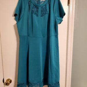 Lane Bryant 18/20 green dress with lace cutouts